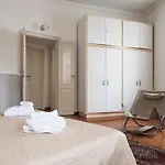 Brera District 2 Bedrooms -youhosty Lägenhet *