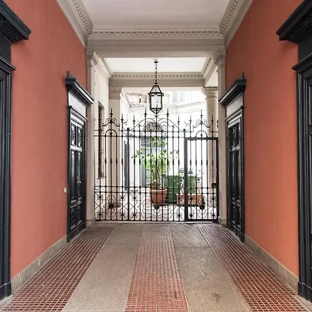 Apartman Brera District 2 Bedrooms -youhosty
