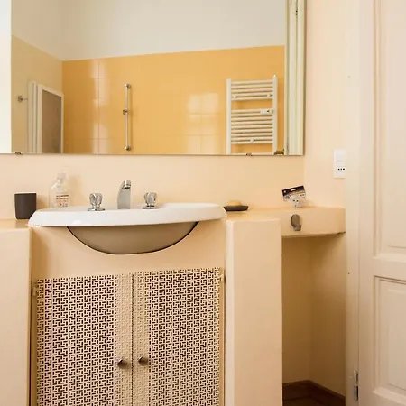 Apartament Brera District 2 Bedrooms -youhosty Mediolan