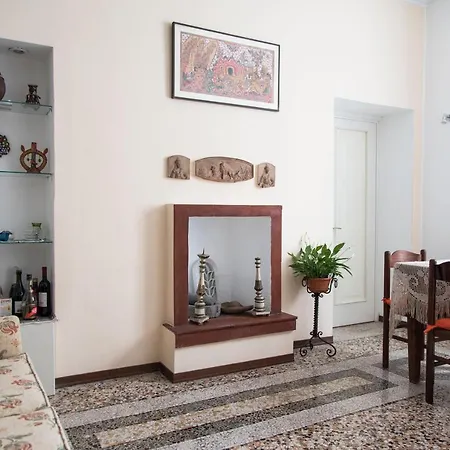 Brera District 2 Bedrooms -youhosty Apartamento